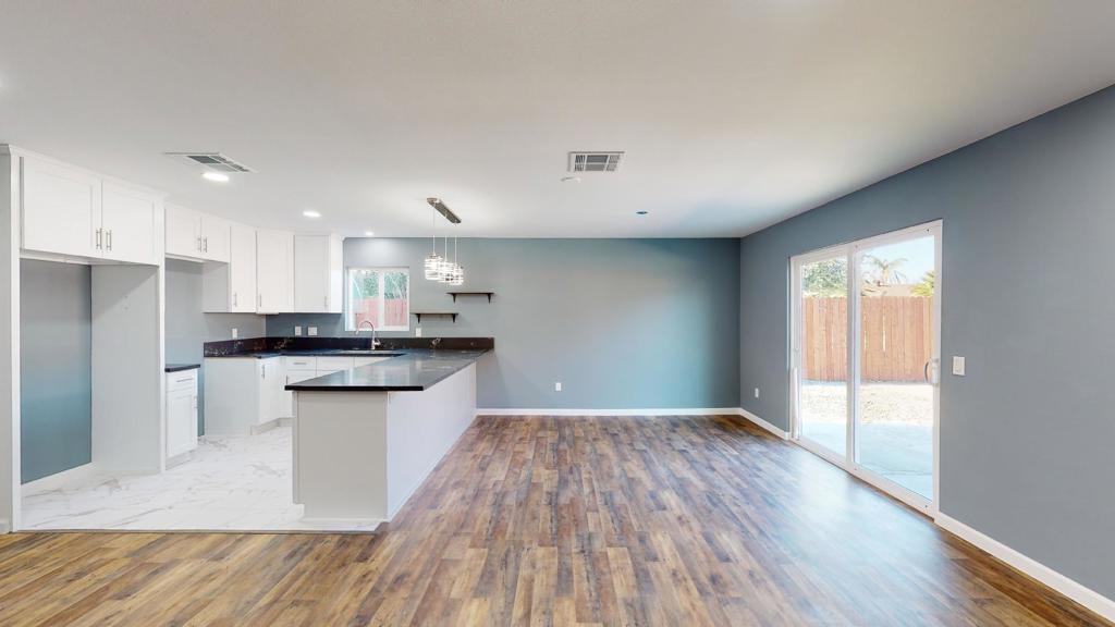 82812 Charlestown Avenue