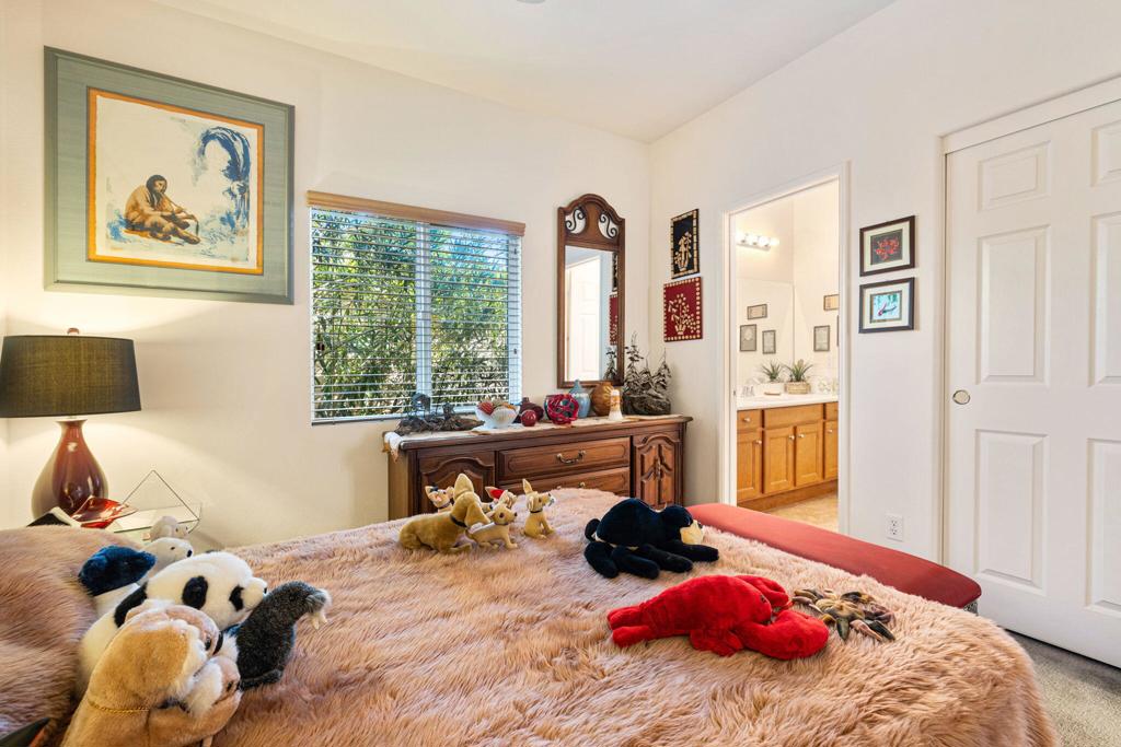 82574 Yuba River Court