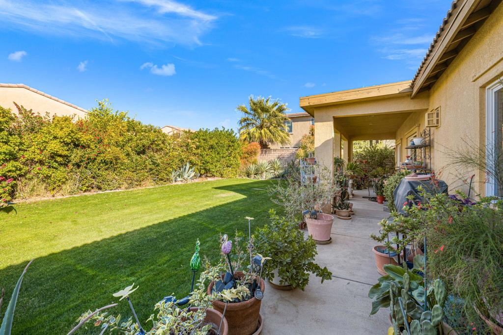 82574 Yuba River Court