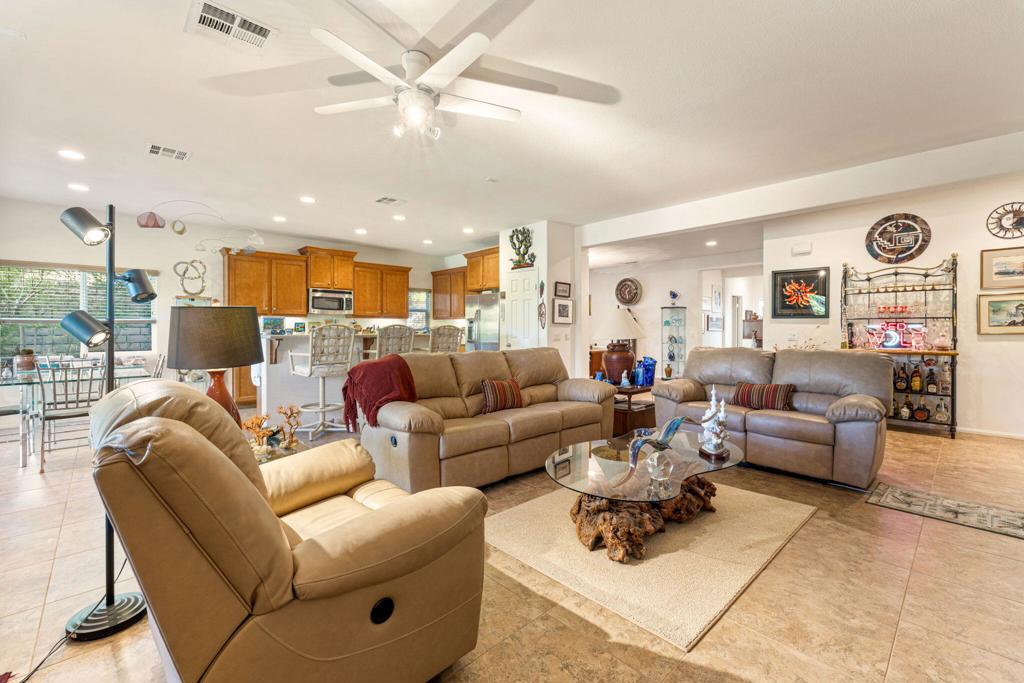 82574 Yuba River Court