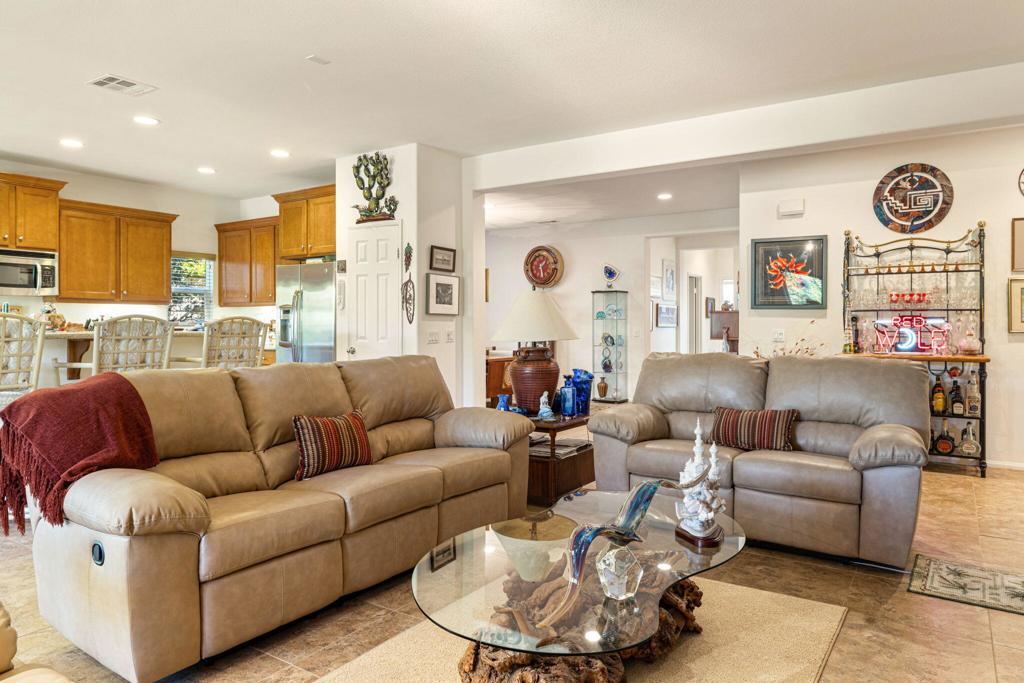 82574 Yuba River Court