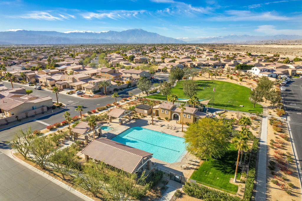 82574 Yuba River Court