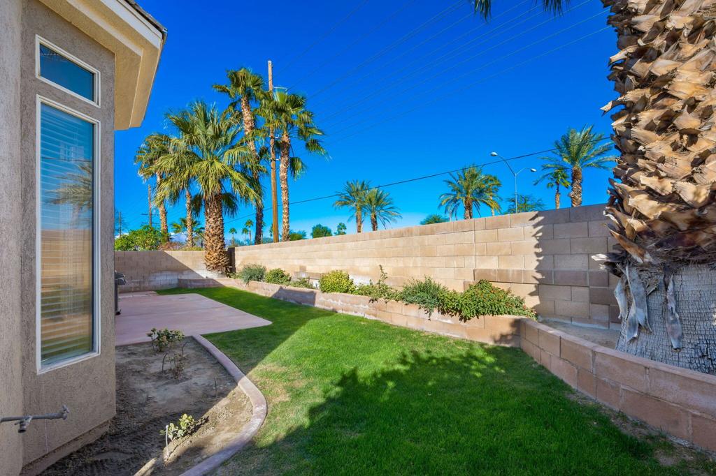 44014 Royal Troon Drive