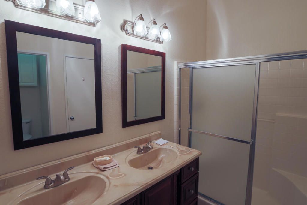 69637 Northhampton Avenue