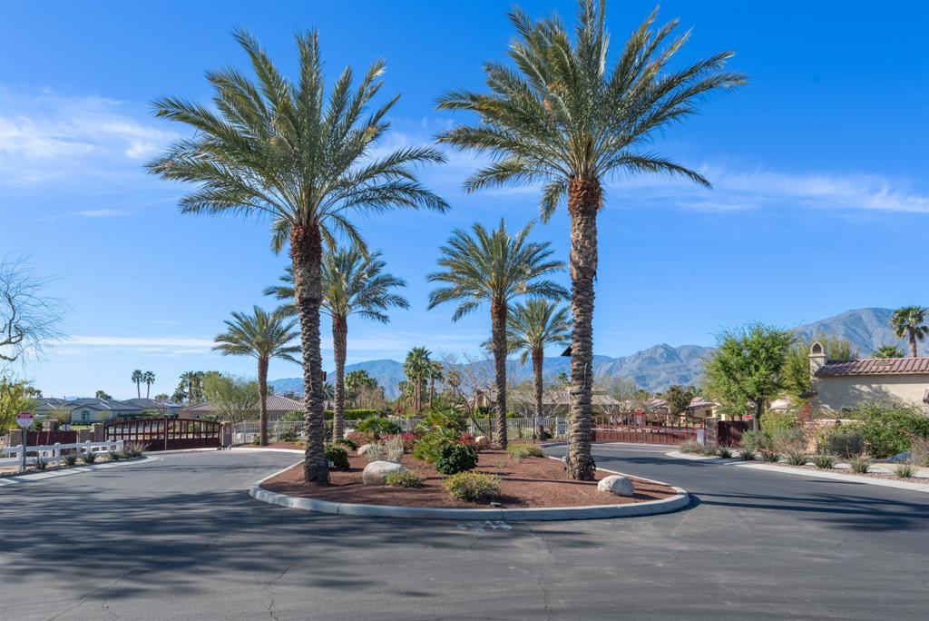 81683 Charismatic Way