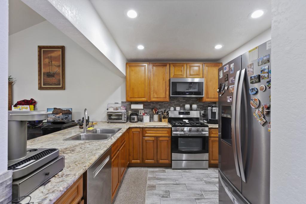 77799 Woodhaven Drive S