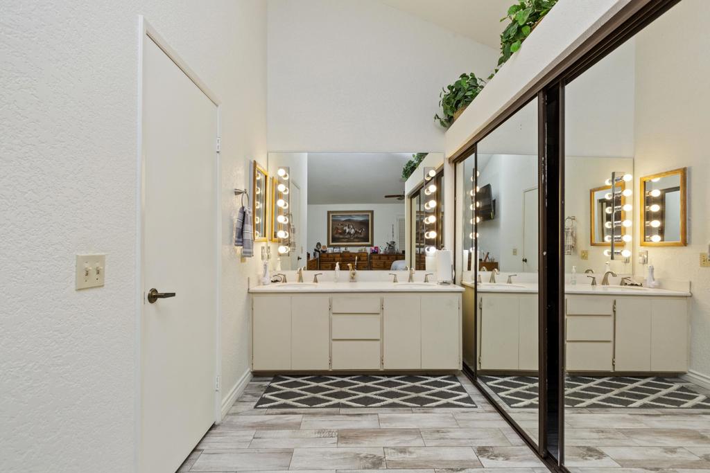 77799 Woodhaven Drive S