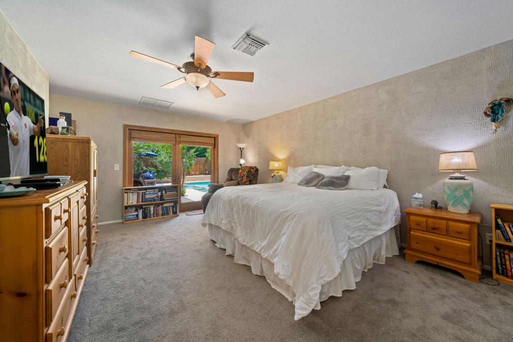 72555 Hedgehog Street