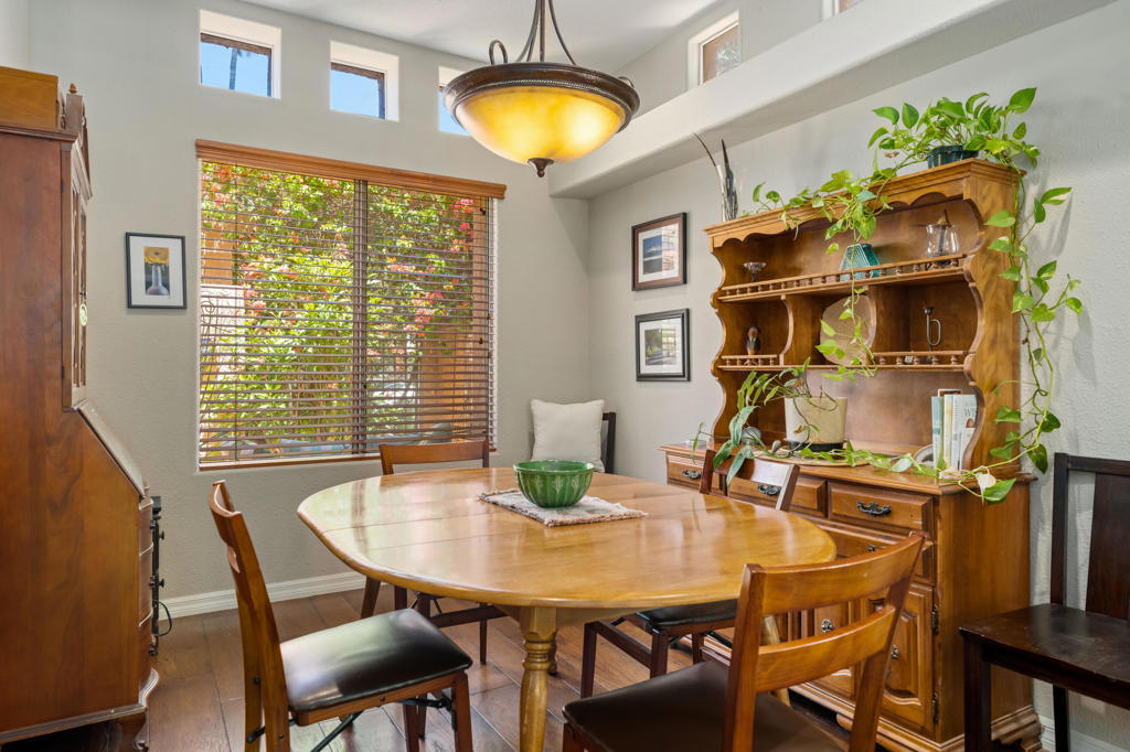 72555 Hedgehog Street