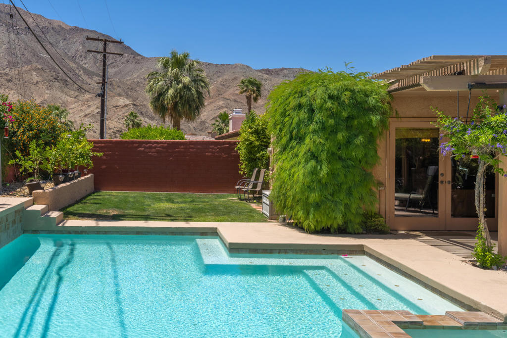 72555 Hedgehog Street