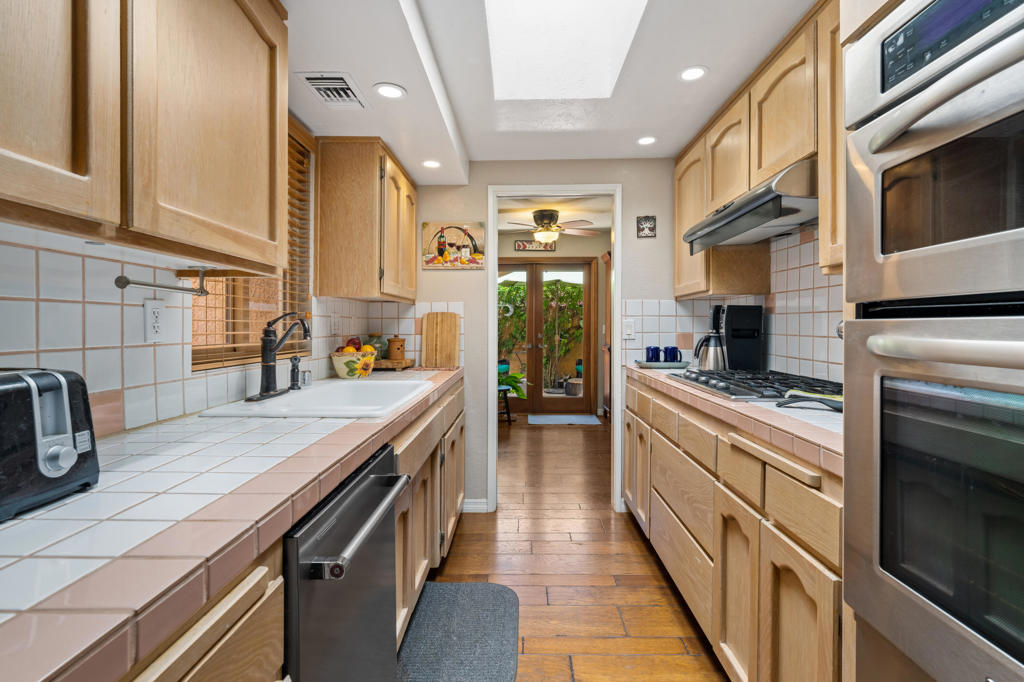 72555 Hedgehog Street