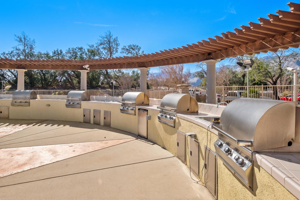 2682 Desert Breeze Way