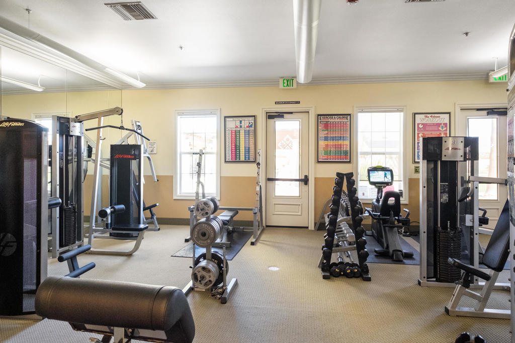 2682 Desert Breeze Way