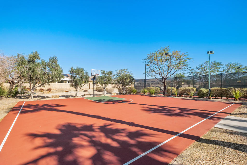 2682 Desert Breeze Way