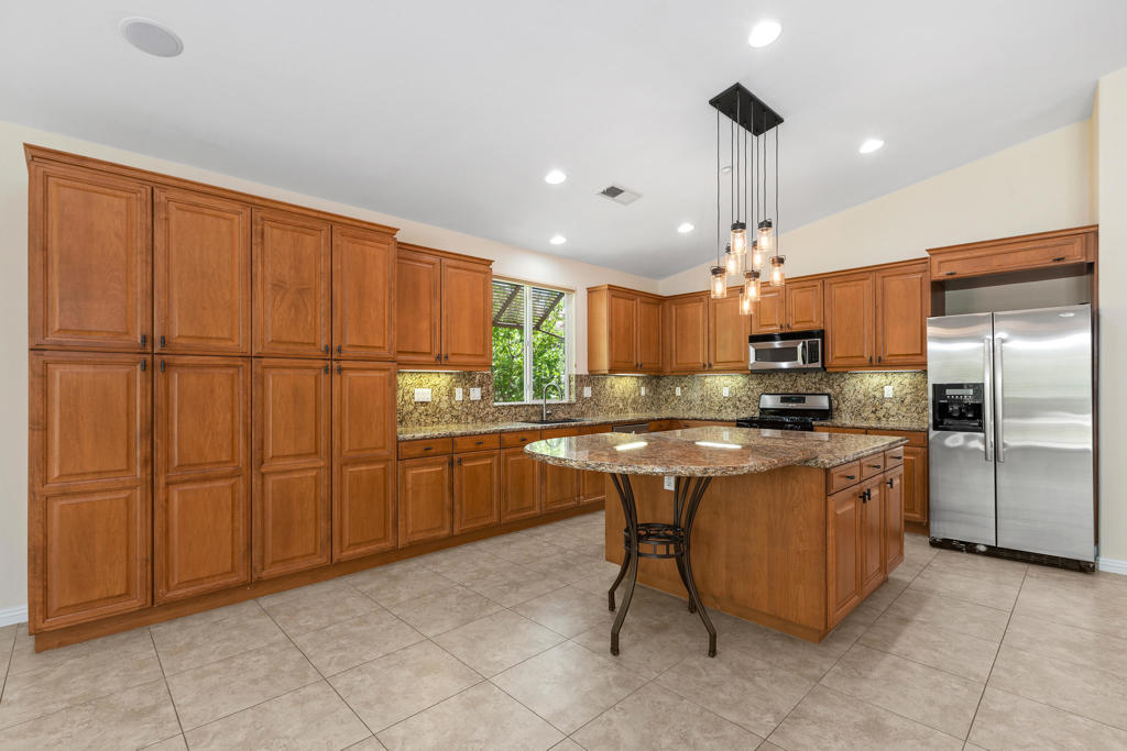 2682 Desert Breeze Way