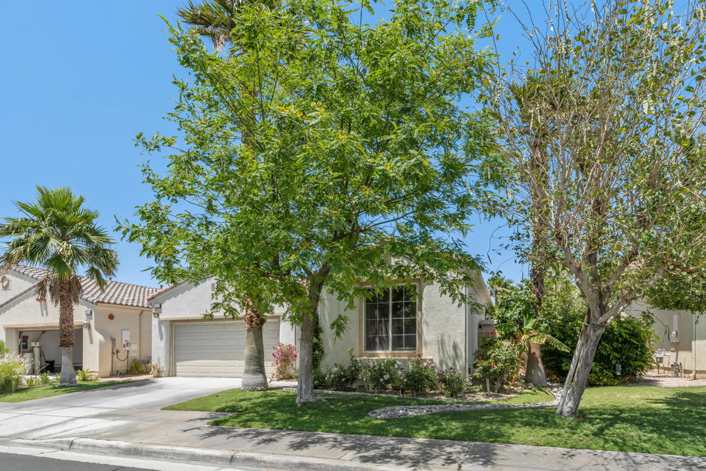 2682 Desert Breeze Way