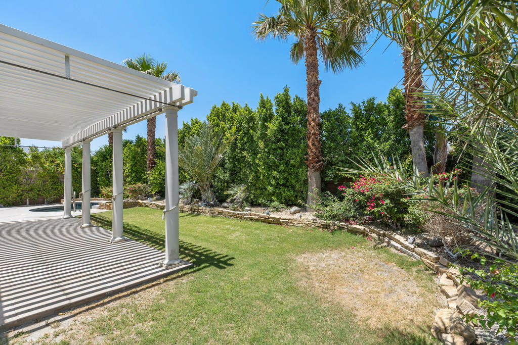 2682 Desert Breeze Way