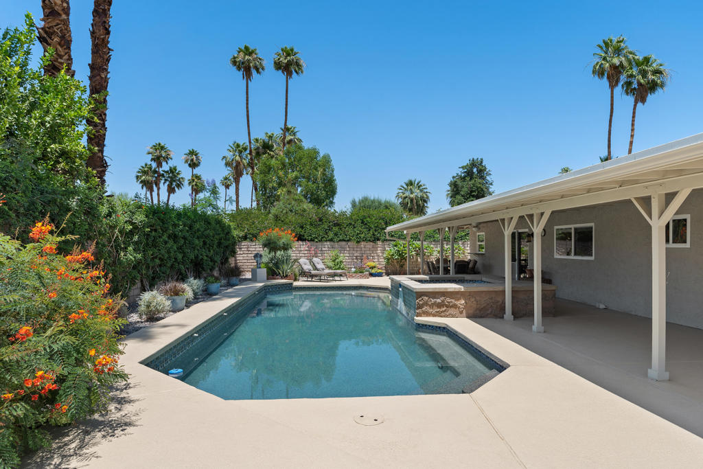 43235 Silk Tree Lane