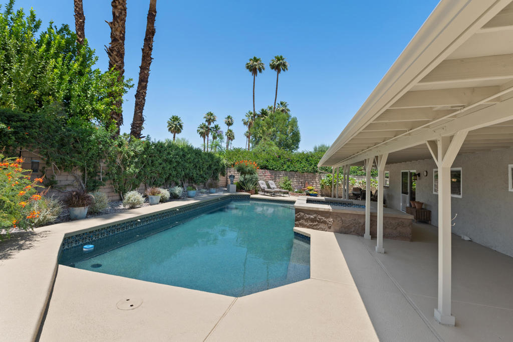 43235 Silk Tree Lane