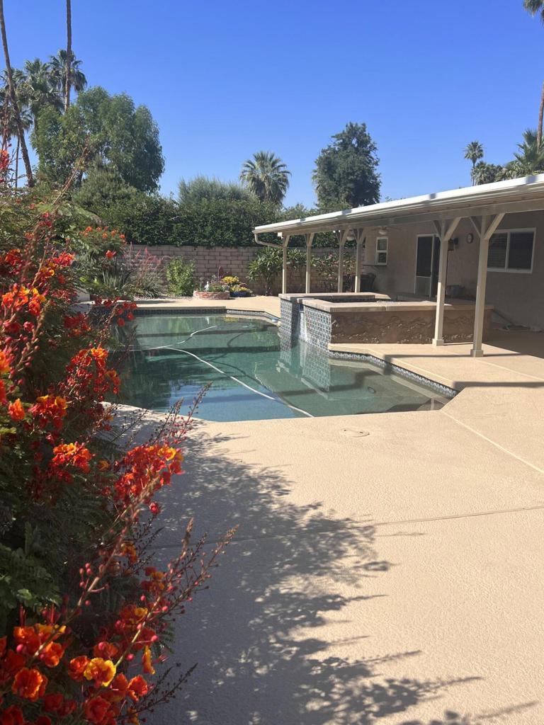 43235 Silk Tree Lane