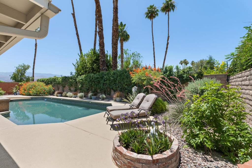 43235 Silk Tree Lane