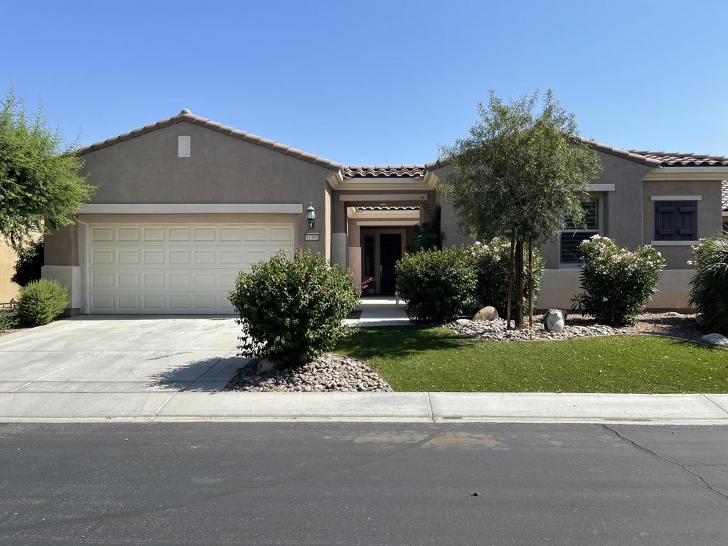 81091 Avenida Colonias