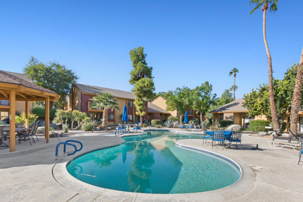 48255 Monroe Street 34