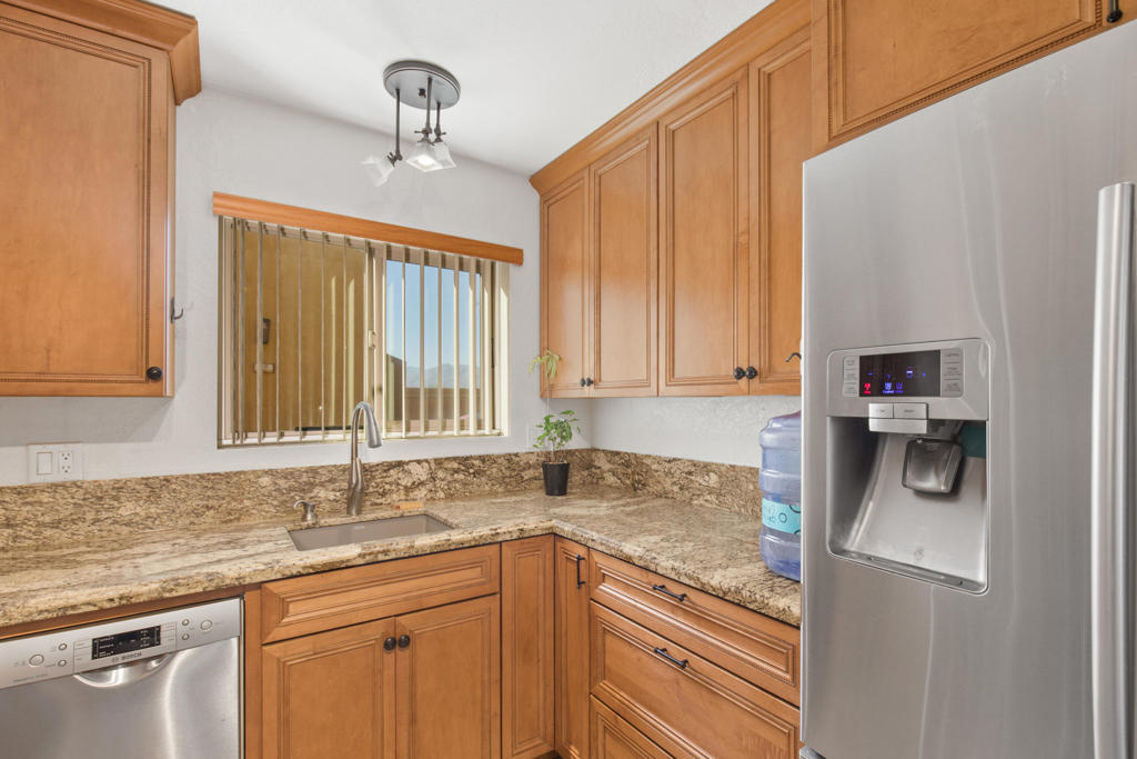 48255 Monroe Street 34