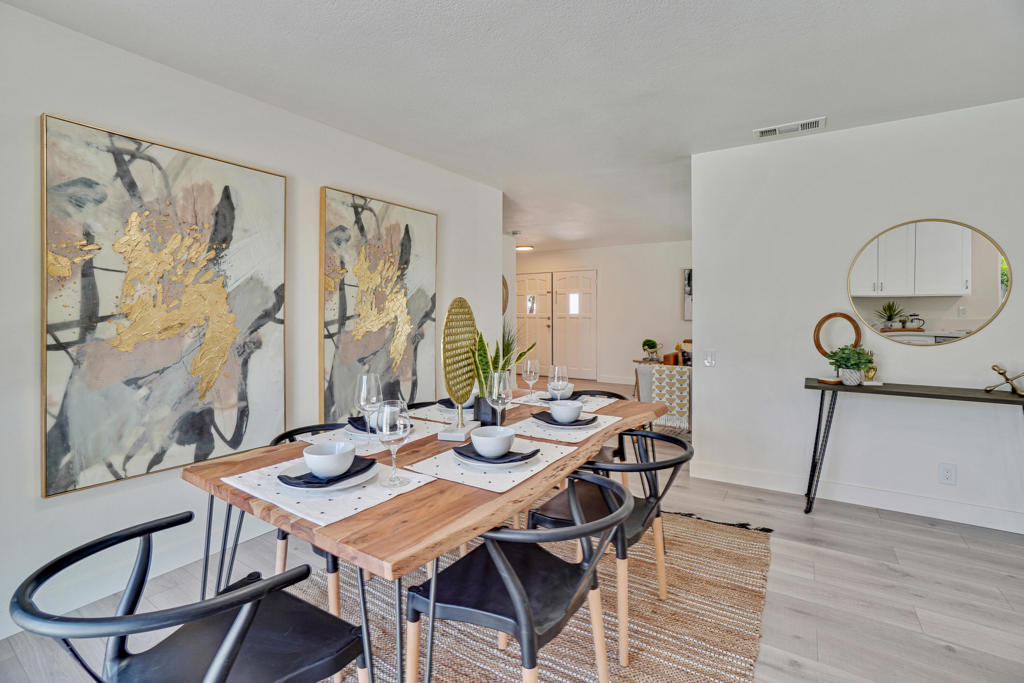 74398 Myrsine Avenue