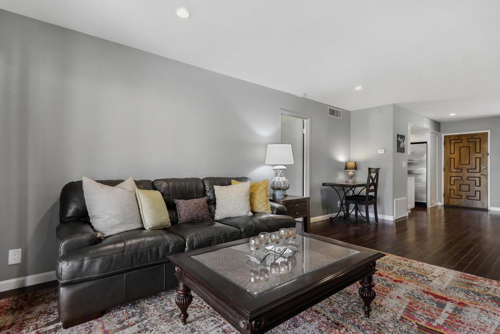 2170 S Palm Canyon Drive 19