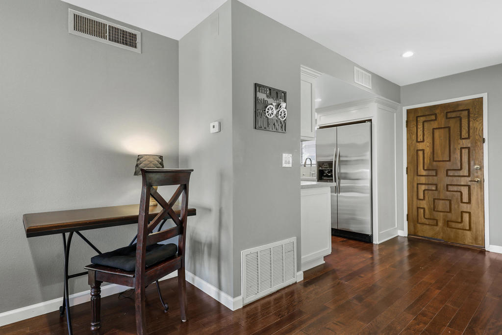 2170 S Palm Canyon Drive 19