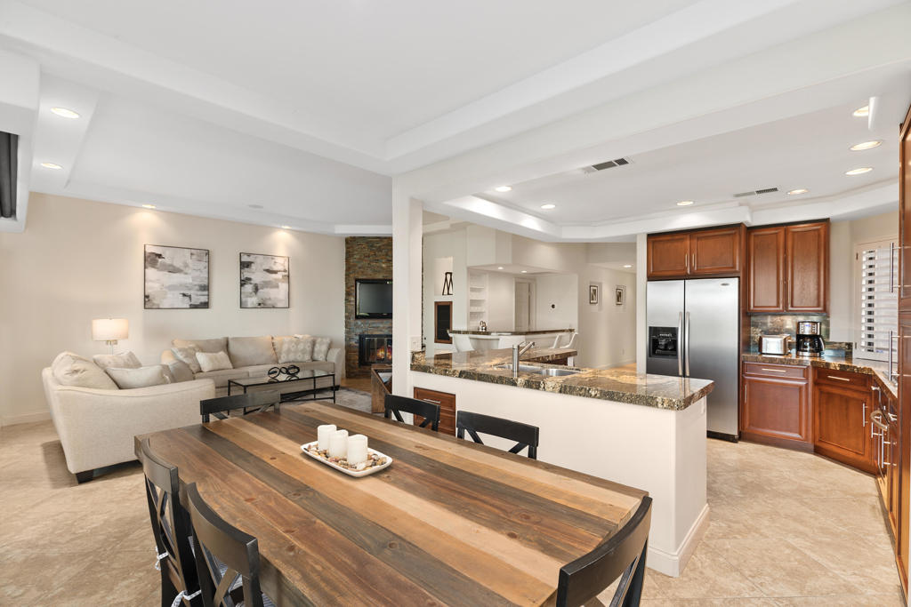 39242 Gladiolus Lane