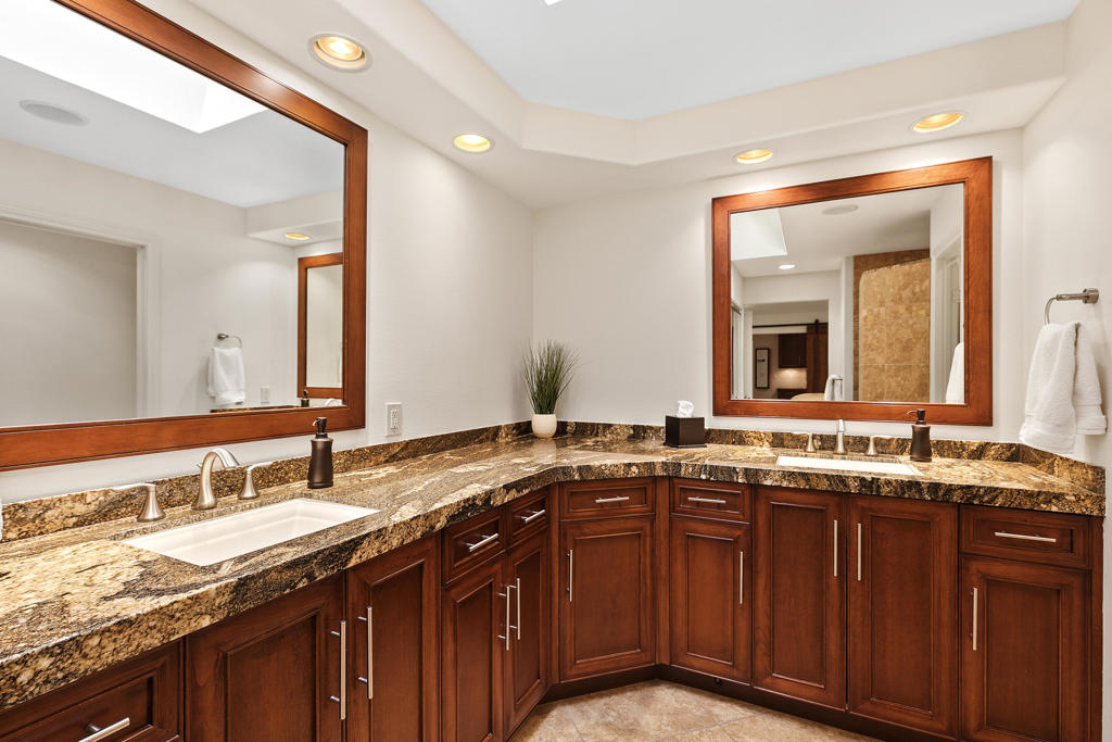 39242 Gladiolus Lane