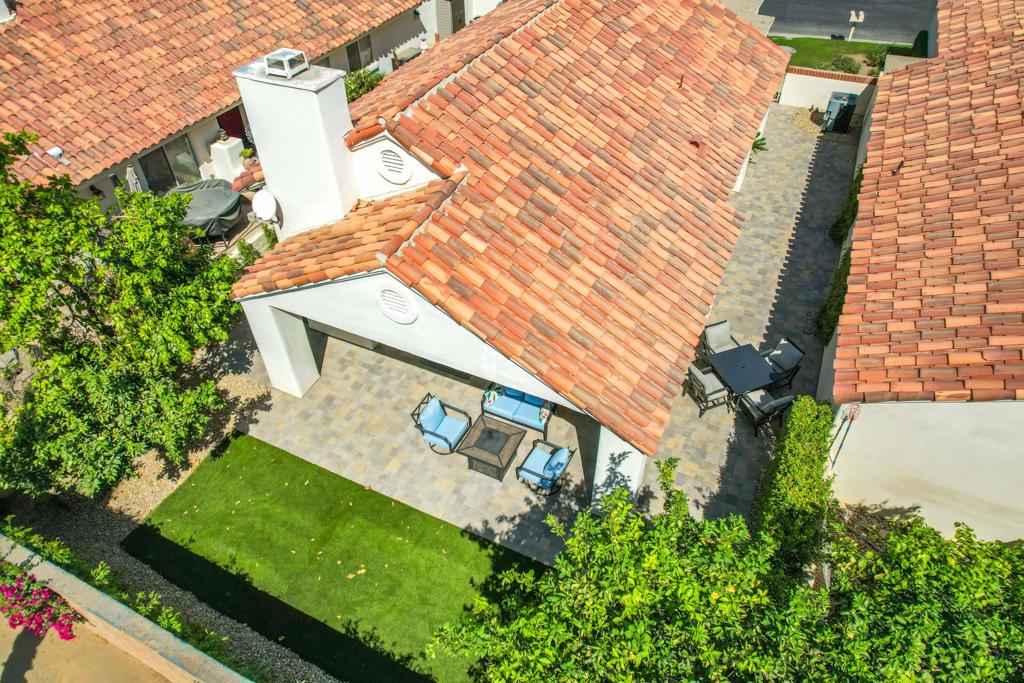 77707 Calle Las Brisas S