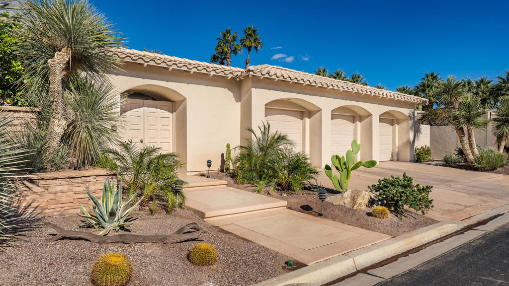 77290 Black Mountain Trail