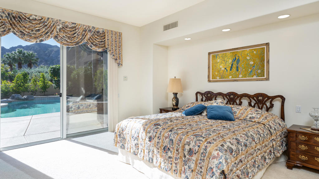 77290 Black Mountain Trail