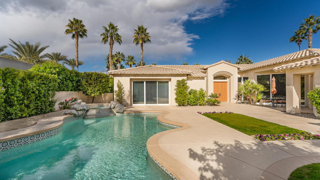 77290 Black Mountain Trail