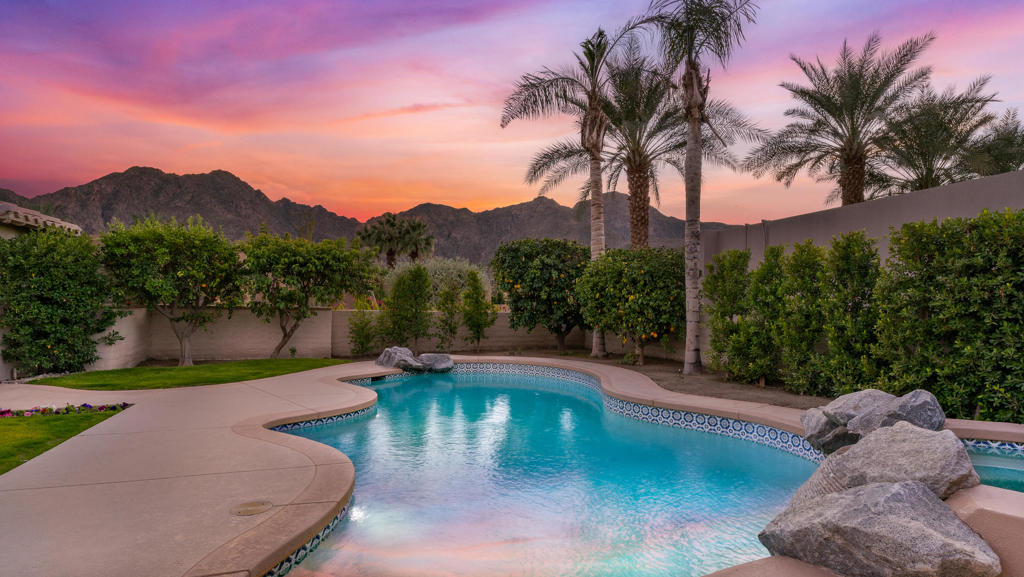 77290 Black Mountain Trail