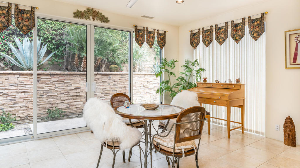 77290 Black Mountain Trail