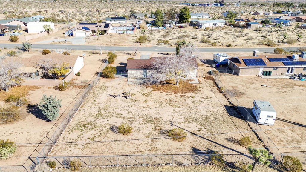 58257 Caliente Street