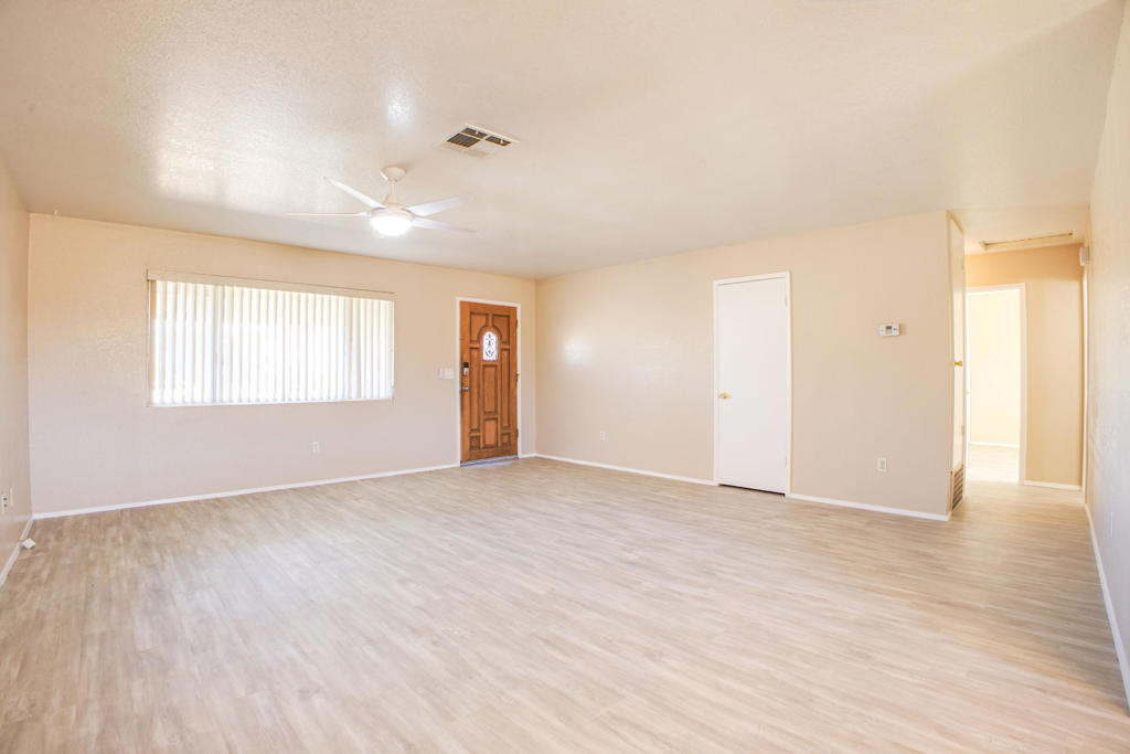 58257 Caliente Street