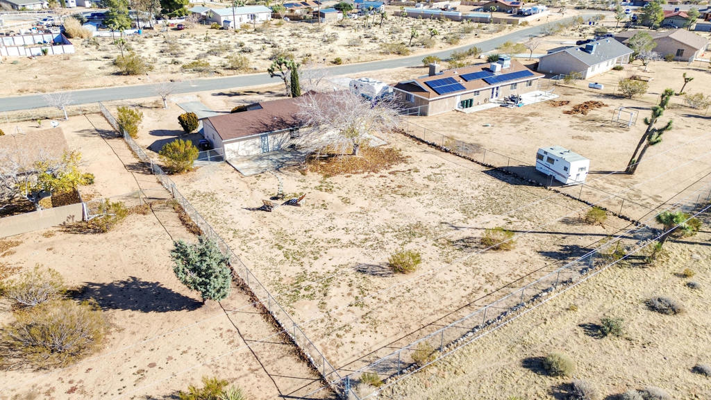 58257 Caliente Street