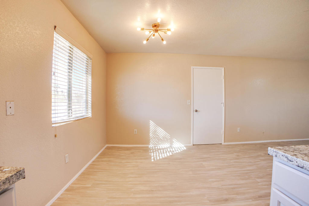 58257 Caliente Street