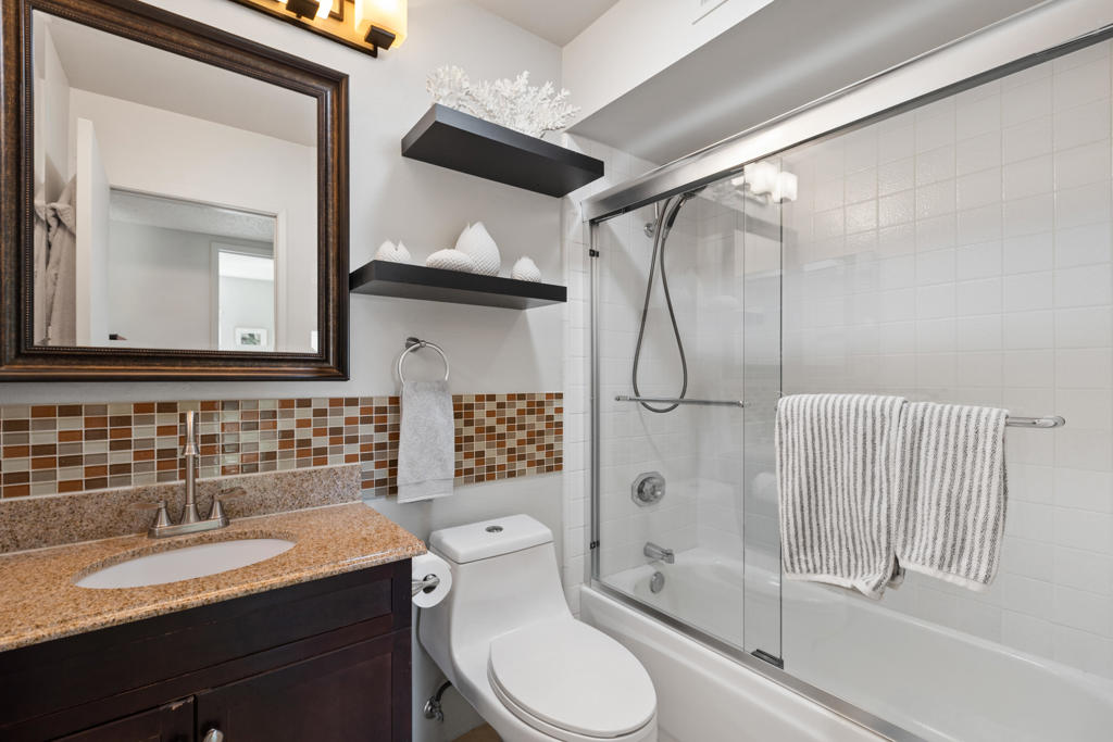 2150 N Sunshine Circle