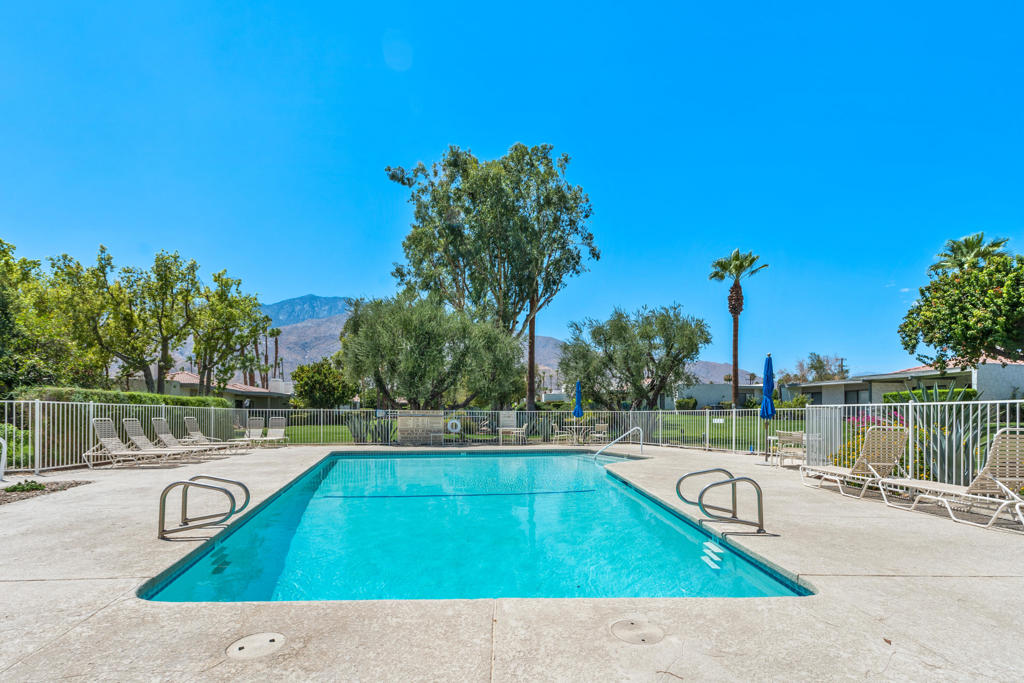 2150 N Sunshine Circle