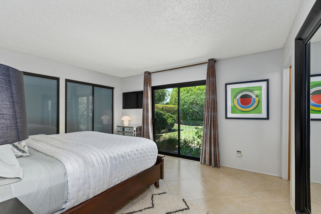 2150 N Sunshine Circle