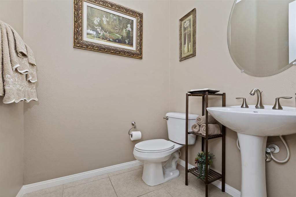 81676 Charismatic Way