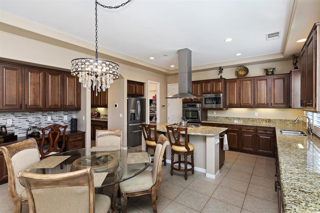 81676 Charismatic Way