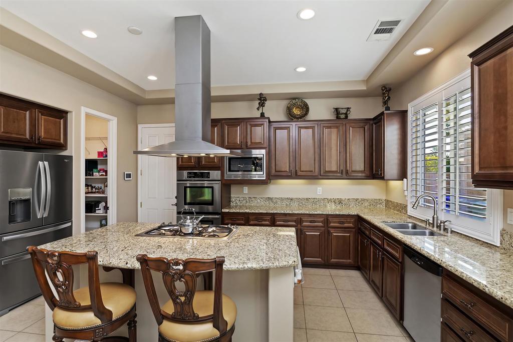 81676 Charismatic Way