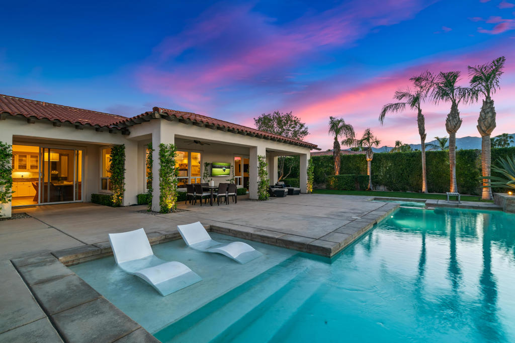 362 Loch Lomond Road
